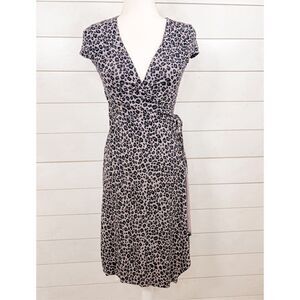 BCGMaxAzria Women's Leopard Print V-Neck Cap Sleeve Wrap Dress Black Gray Small